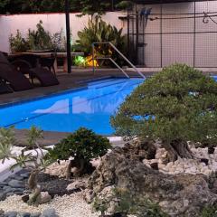 Parrot Resort Moalboal