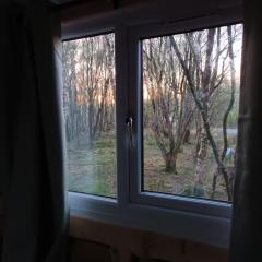 Hideaway Glamping cabin- Caban cudd