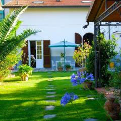 - The Garden on the Sea- Marina di Carrara Centro