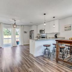 Heated pool Sunshine Way Steps to Sand 1 Pet