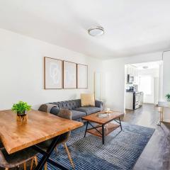 39-3 Newly renovated 3 BR Prime midtown sleeps 6