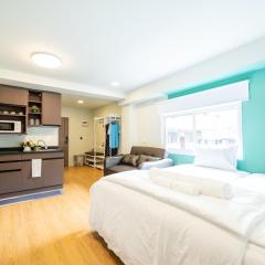 Premier Studio Room with Two Semi-Double Beds