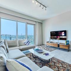 Golf Suites 2BR Luxury Stay in Dubai Hills