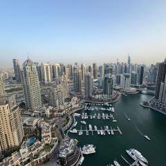 Modern 2BR Skyline & Marina View