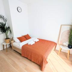 Modern 2-rm apartment with Parking at Warsaw's Heart - Wola