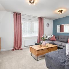Central Coventry Stay, 3BR, Sleeps 9, Free Parking