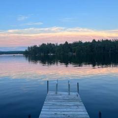 Winnisquam Landing Lakefront Firepit Deck