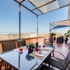 Terrace with a view of Rome