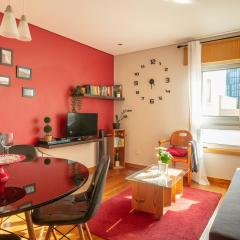 Francos Relaxing Apartment by the metro