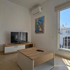 STAY Sunny Honey Apartment