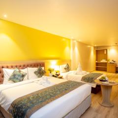 Velvet Luxe Hotel