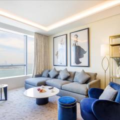 Livbnb Suites - 1BR w/ Sea View in Palm Tower