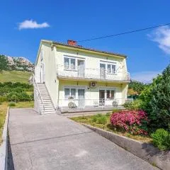 Lovely Apartment In Draga Bascanska