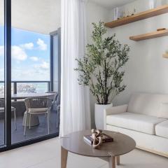 3615 Luxury Condo for 8 people with Gym and Pool in front of Kaseya Center