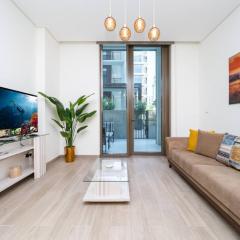 Modern 1-Bed Escape with Large Terrace, Creek Beach Dubai