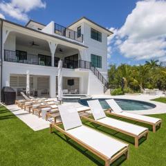 Parking Pool Dock - Starboard House