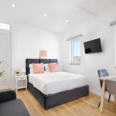 Riverside Studio By Luís Bridge, WOW & Half Rabbit