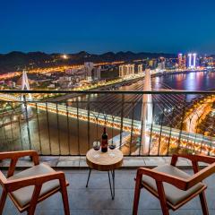 Aixin Mountain City Zhijiang Homestay