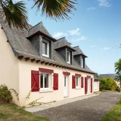 4 Bedroom Stunning Home In Cancale