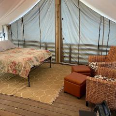 Gorgeous Texas Glamping Retreat in Lockhart