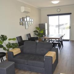 Copper Retreat Millennium Apartment