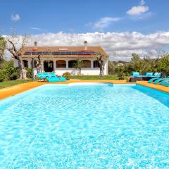 ClickSardegna Villa Lucilla with swimming pool in olive groves