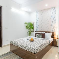 Homlee-Vintage 2BHK-NDLS-Lift-Bharat Mandapam