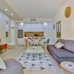 FRANCE 82 TP -1 min from the Sea - Terrace - Parking