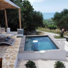 Vinothea Villa