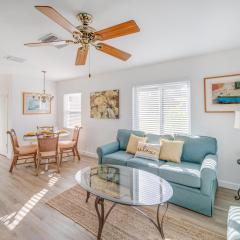 Cozy and Bright Naples Abode with Community Amenities!