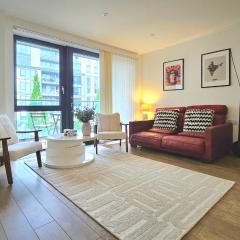 Athera - Festival Quarter, Canary Wharf 2 bed, 2 bath apartment with balcony and gym facility