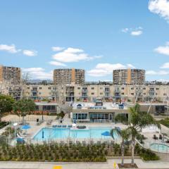 Sunlit Marina View 2BR - Blue Agate Seaside Gem