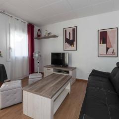 Nice apartment only 50 m from beach in Roses