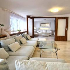 IMPERIaL 110 m2, 4 rooms, Old Town, 300m Wawel, Breakfest