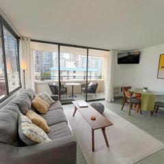 Serene Waikiki Skytower 1-Bedroom condo