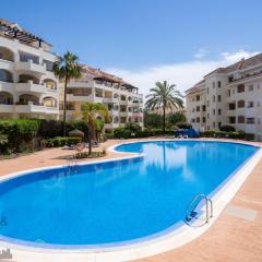 Hacienda Playa Elviria 300 m playa,jardin , 2 hab ,MARBELLA
