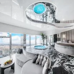 Apartamenty Sky Tower z Jakuzzi Przy Oknie