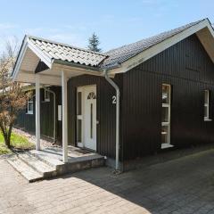 Gorgeous Home In Væggerløse With Wifi