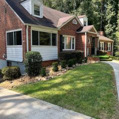 NEW Quiet Intwn Apt WITH Private Entry, Bath & Patio