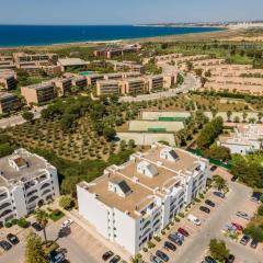 Modern Retreat 700m from the Beach - Salgados