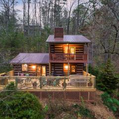Tree House Tranquility Cabin Close to Dollywood