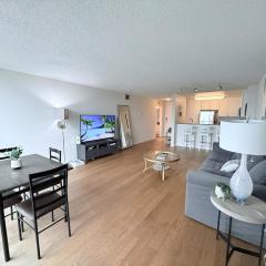 Oceanfront Bliss, Beach & Marina Views, Roomy 1BR