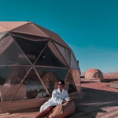 RUM HiLTON lUXURY CAMP