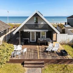 2 Bedroom Nice Home In Otterup