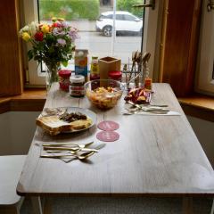 Single Room with Basic Amenities