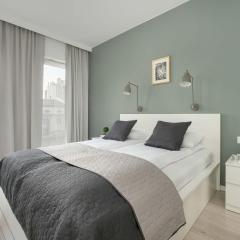 Kilińskiego Bright Apartment in the Center of Łódź with Parking by Noclegi Renters