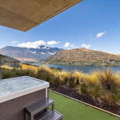 Lakeside Mountain Haven