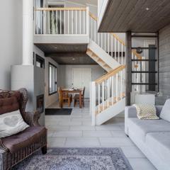 Spacious & Cozy 2BR Cabin at Riihivuori Peak