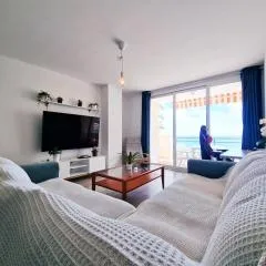 AA Guest - Sunshine Front Sea Views Eco Apartment