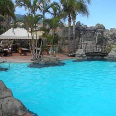 Comodo Apartamento con Terraza y Vistas al Mar